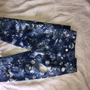 Lululemon blue tie dye full length leggings